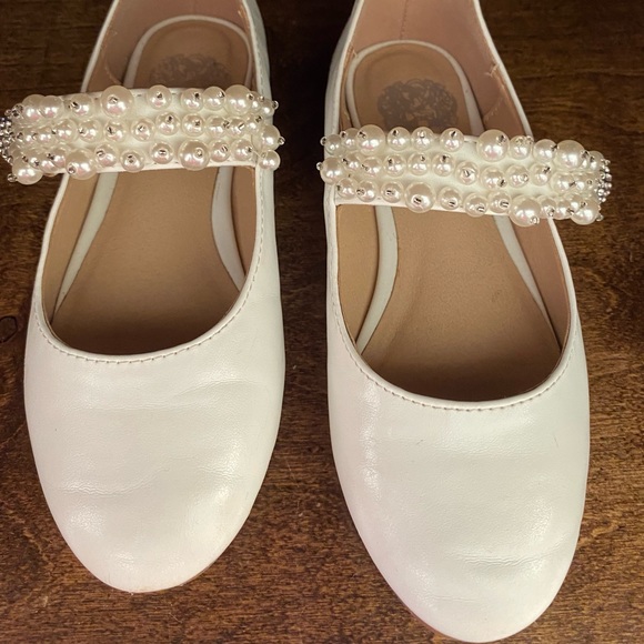 Vince Camuto Other - Vince Camuto Dress Shoes with Pearls